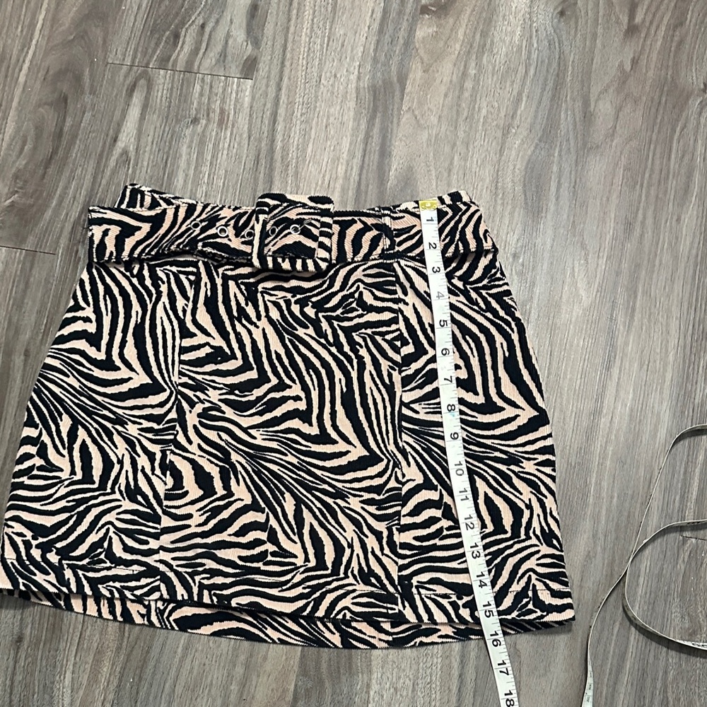 Zebra Print Pencil Skirt - Picture 9 of 10